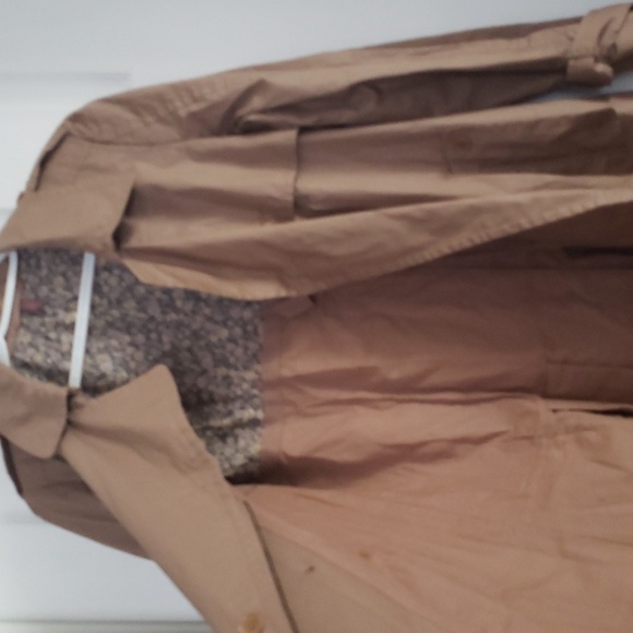 Cotton Trench Coat *PRICE DROP* - Picture 11 of 12